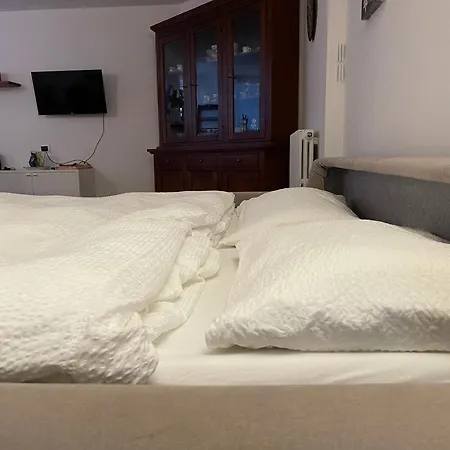 Tatjana House Apartment *